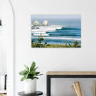 Punta de Lobos, Chile – Linker Pointbreak bei Pichilemu mit charakteristischen Felsnadeln Los Morros. Kunstdruck auf Alu-Dibond.