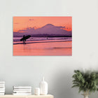 Shonan, Japan – Surfregion an der Sagami-Bucht südwestlich von Tokio, Wiege des japanischen Wellenreitens. Kunstdruck auf Alu-Dibond.