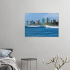 Gold Coast, Australien – Queensland-Küste mit Superbank Pointbreaks wie Snapper Rocks und Kirra. Poster.