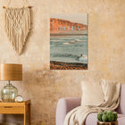 Ericeira, Portugal – World Surfing Reserve nördlich von Lissabon mit Reefbreaks wie Coxos und Ribeira d'Ilhas. Kunstdruck auf Holz.