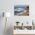 Torquay, Australien – Heimat der Bells Beach und Sitz der Surfmarken Rip Curl und Quiksilver in Victoria. Poster im Galerie-Holzrahmen.