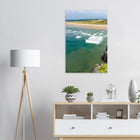 Bundoran, Irland – Atlantik-Surfspot in der Grafschaft Donegal mit Reefbreak The Peak und kaltem Wasser. Kunstdruck auf Alu-Dibond.