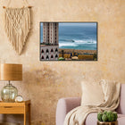 Saly, Senegal – Westafrikanische Küstenstadt an der Petite Côte mit Riffwellen und warmem Atlantik. Poster im Metallrahmen.
