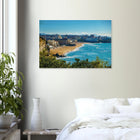 Biarritz, Frankreich – Mondäner Surfort am baskischen Atlantik, Wiege des europäischen Wellenreitens seit den 1950er-Jahren. Kunstdruck auf Holz.