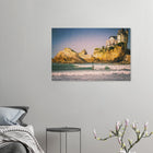 Biarritz, Frankreich – Mondäner Surfort am baskischen Atlantik, Wiege des europäischen Wellenreitens seit den 1950er-Jahren. Kunstdruck auf Holz.