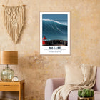 Nazaré, Portugal – Praia do Norte, weltgrößte Big-Wave-Welle Europas an der portugiesischen Atlantikküste. Poster im Galerie-Holzrahmen.