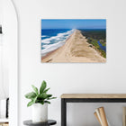 Moliets-et-Maa, Frankreich – Ruhiger Pinienwald-Strand in den Landes mit beständigem Atlantik-Swell für alle Levels. Kunstdruck auf Alu-Dibond.