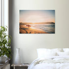 Capbreton, Frankreich – Hafenstadt an der französischen Atlantikküste mit Gouf-Canyon vor der Küste und kräftigen Beachbreaks. Kunstdruck auf Holz.