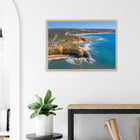 Torquay, Australien – Heimat der Bells Beach und Sitz der Surfmarken Rip Curl und Quiksilver in Victoria. Poster im Galerie-Holzrahmen.