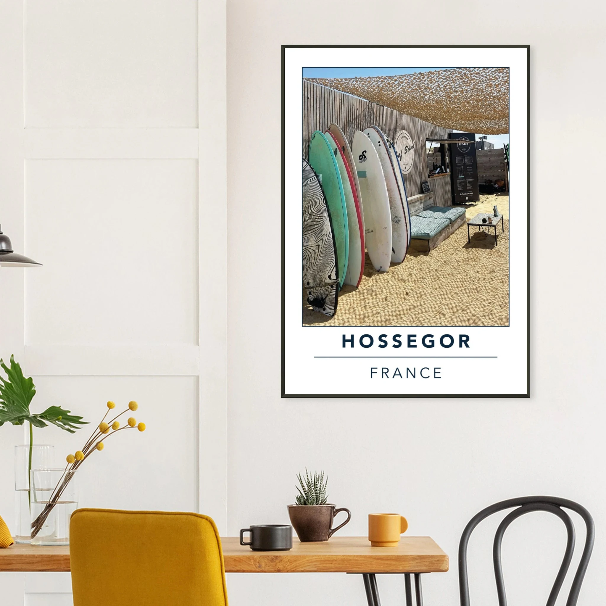 Hossegor, Frankreich – Beachbreak-Hotspot in den Landes, Austragungsort der WSL-Quiksilver-Pro-Wettkämpfe. Poster im Metallrahmen.