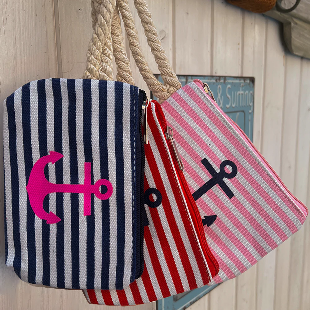 Kleine Tasche im maritimen Streifenlook