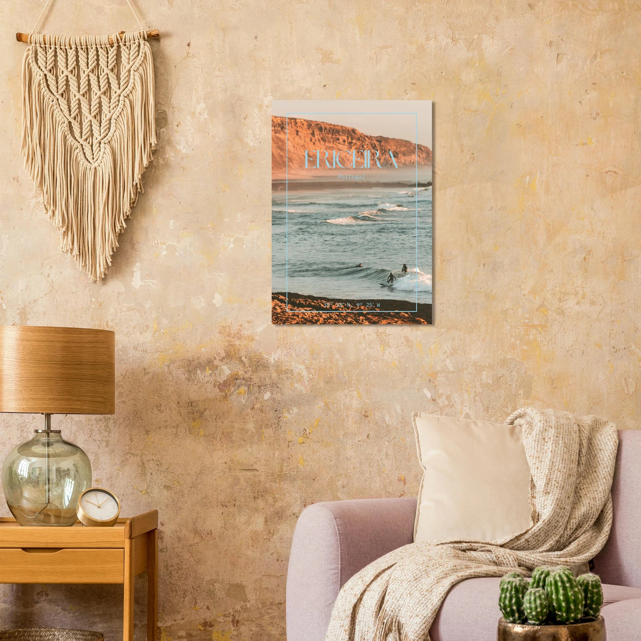 Ericeira, Portugal – World Surfing Reserve nördlich von Lissabon mit Reefbreaks wie Coxos und Ribeira d'Ilhas. Kunstdruck auf Alu-Dibond.