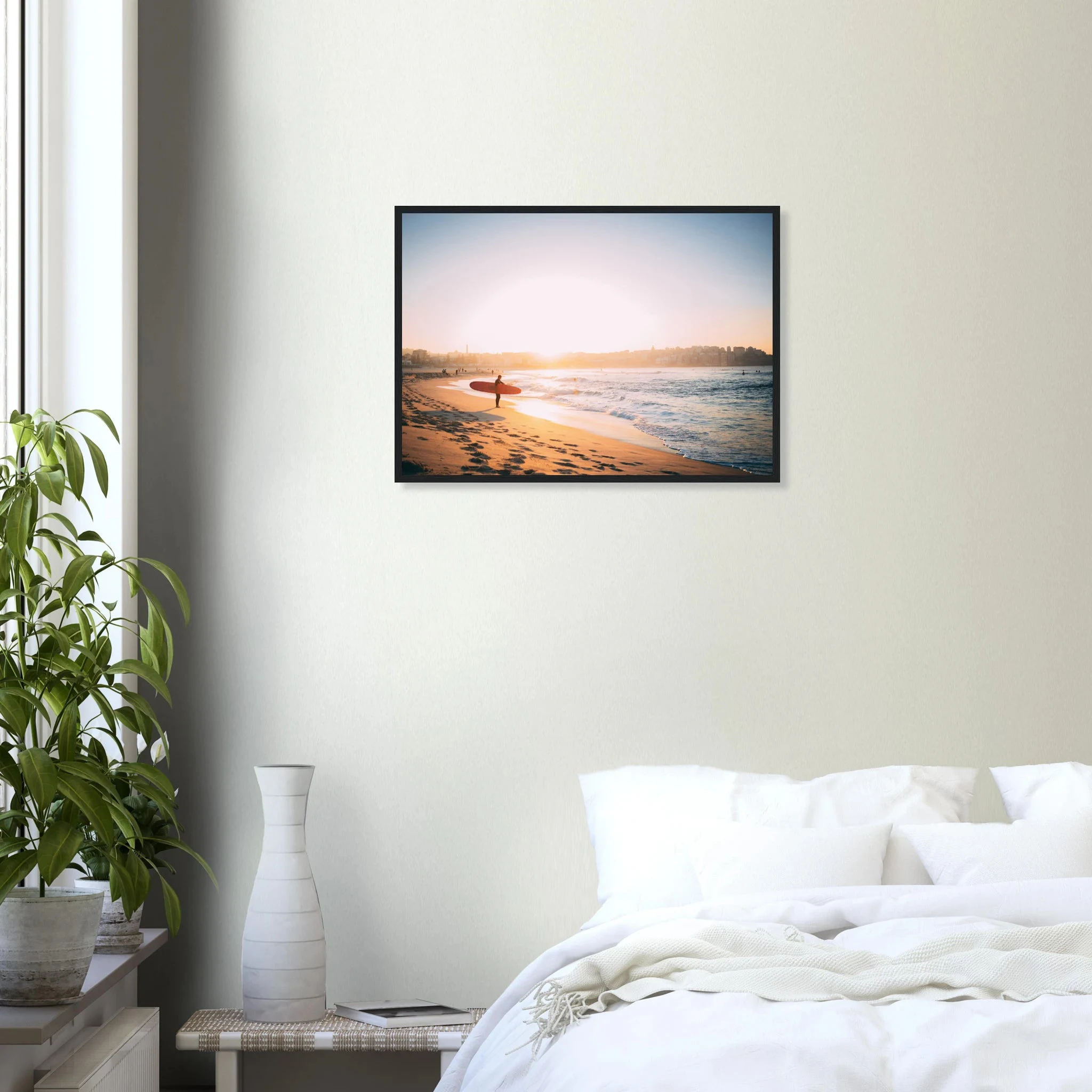 Capbreton, Frankreich – Hafenstadt an der französischen Atlantikküste mit Gouf-Canyon vor der Küste und kräftigen Beachbreaks. Poster im Holzrahmen.