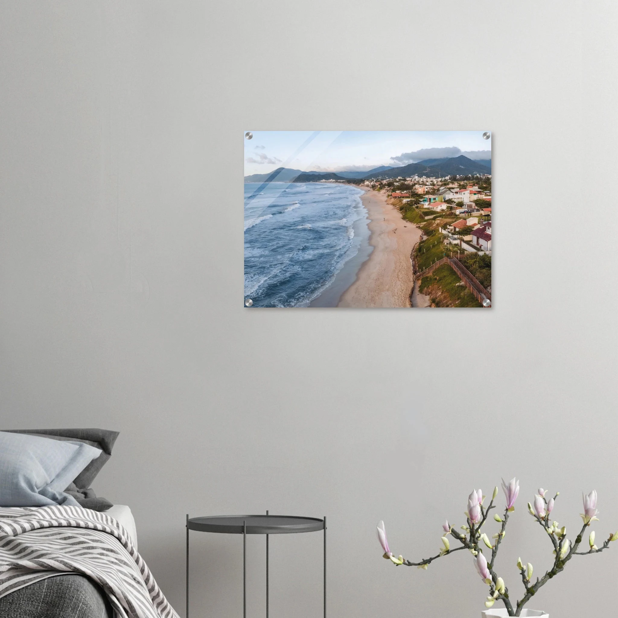 Florianópolis, Brasilien – Insel in Santa Catarina mit über 40 Stränden und Heimspot brasilianischer Pro-Surfer. Kunstdruck auf Acrylglas.