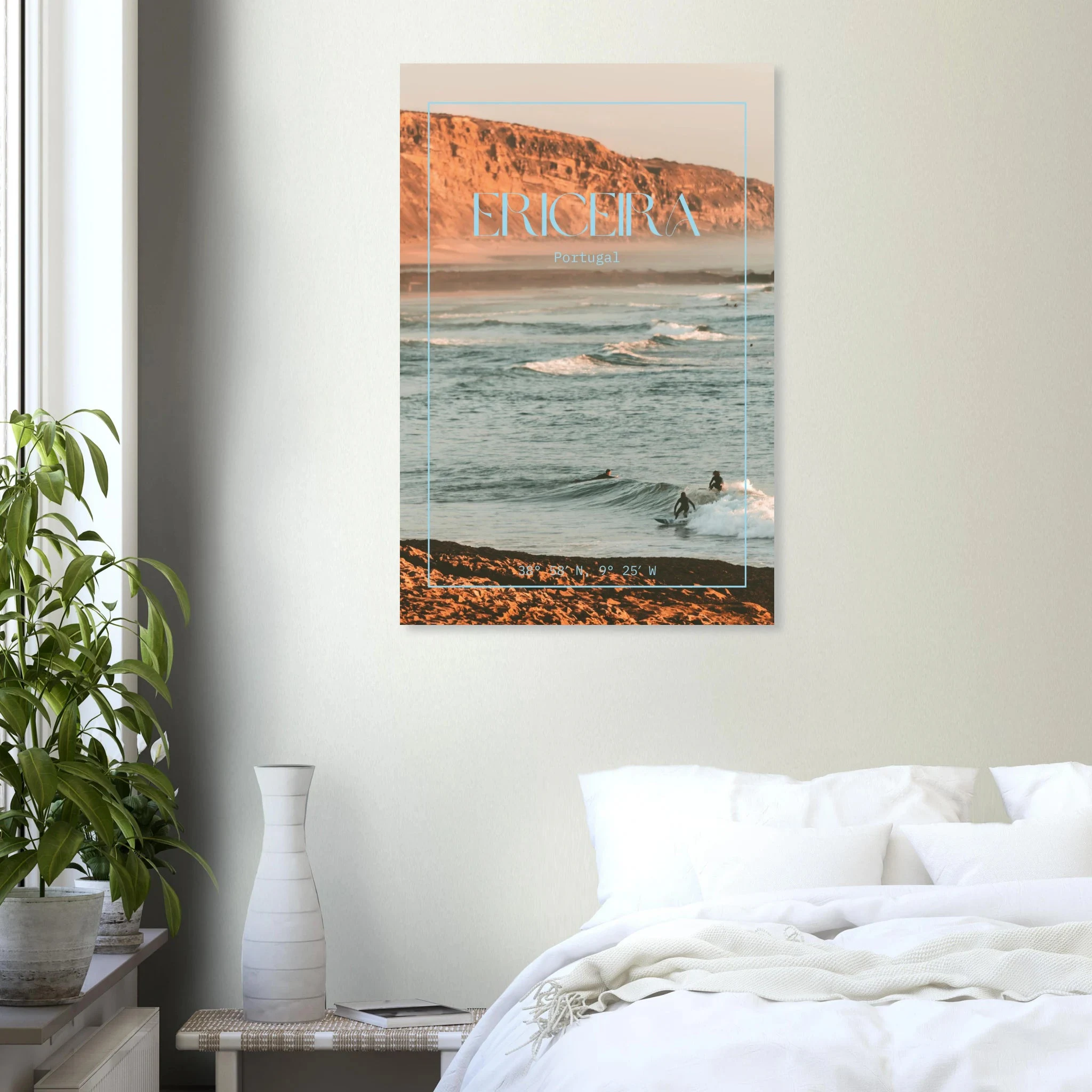 Ericeira, Portugal – World Surfing Reserve nördlich von Lissabon mit Reefbreaks wie Coxos und Ribeira d'Ilhas. Kunstdruck auf Alu-Dibond.