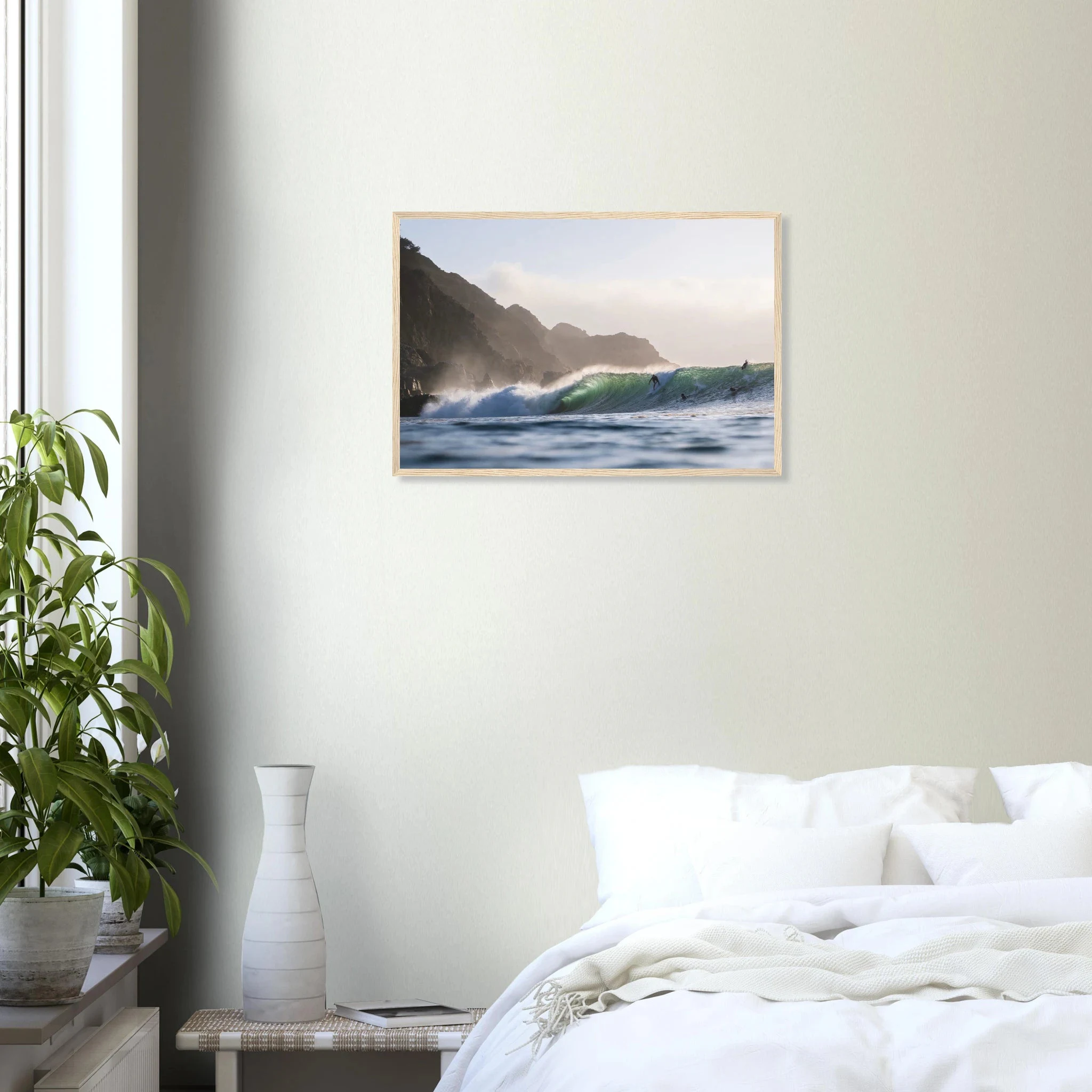 Punta de Lobos, Chile – Linker Pointbreak bei Pichilemu mit charakteristischen Felsnadeln Los Morros. Poster im Holzrahmen.