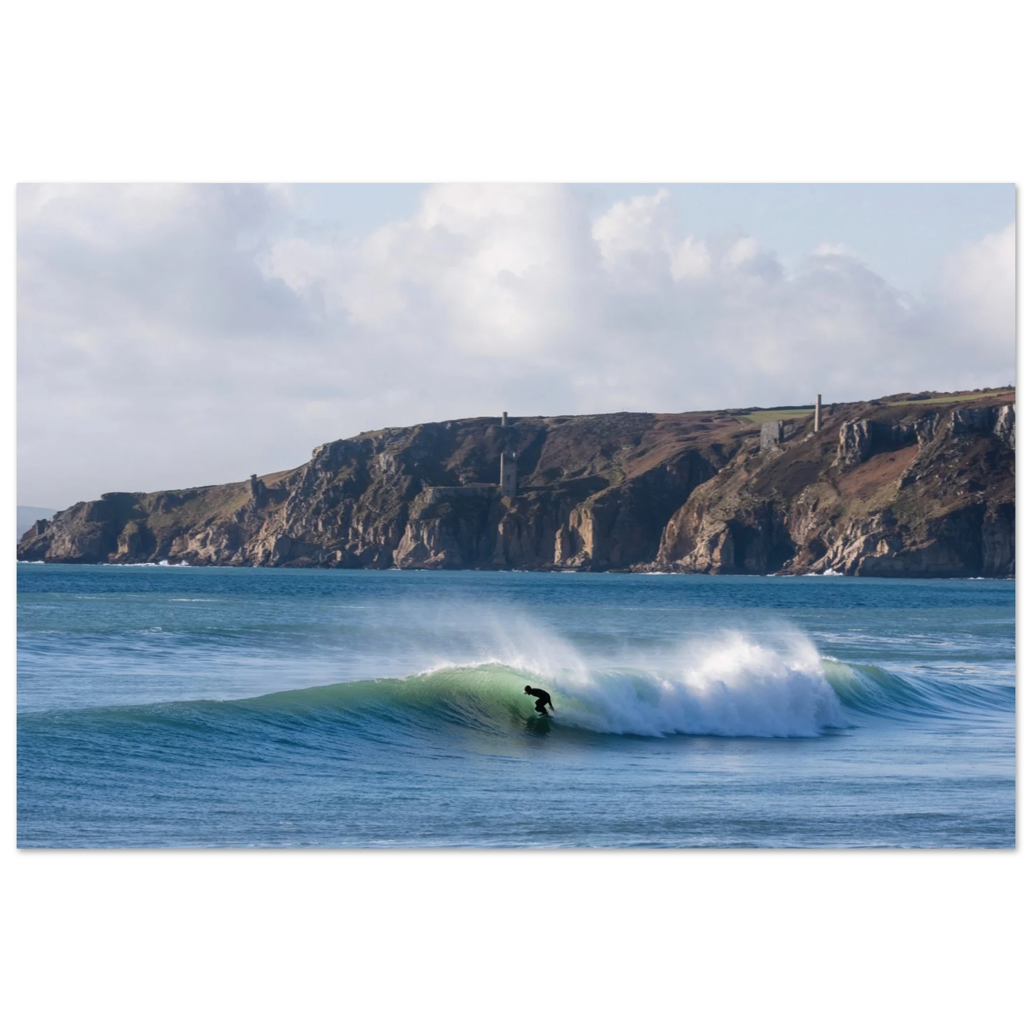 Newquay, England – Surfhauptstadt Cornwalls mit Fistral Beach und britischer Boardriders-Tradition. Kunstdruck auf Alu-Dibond.