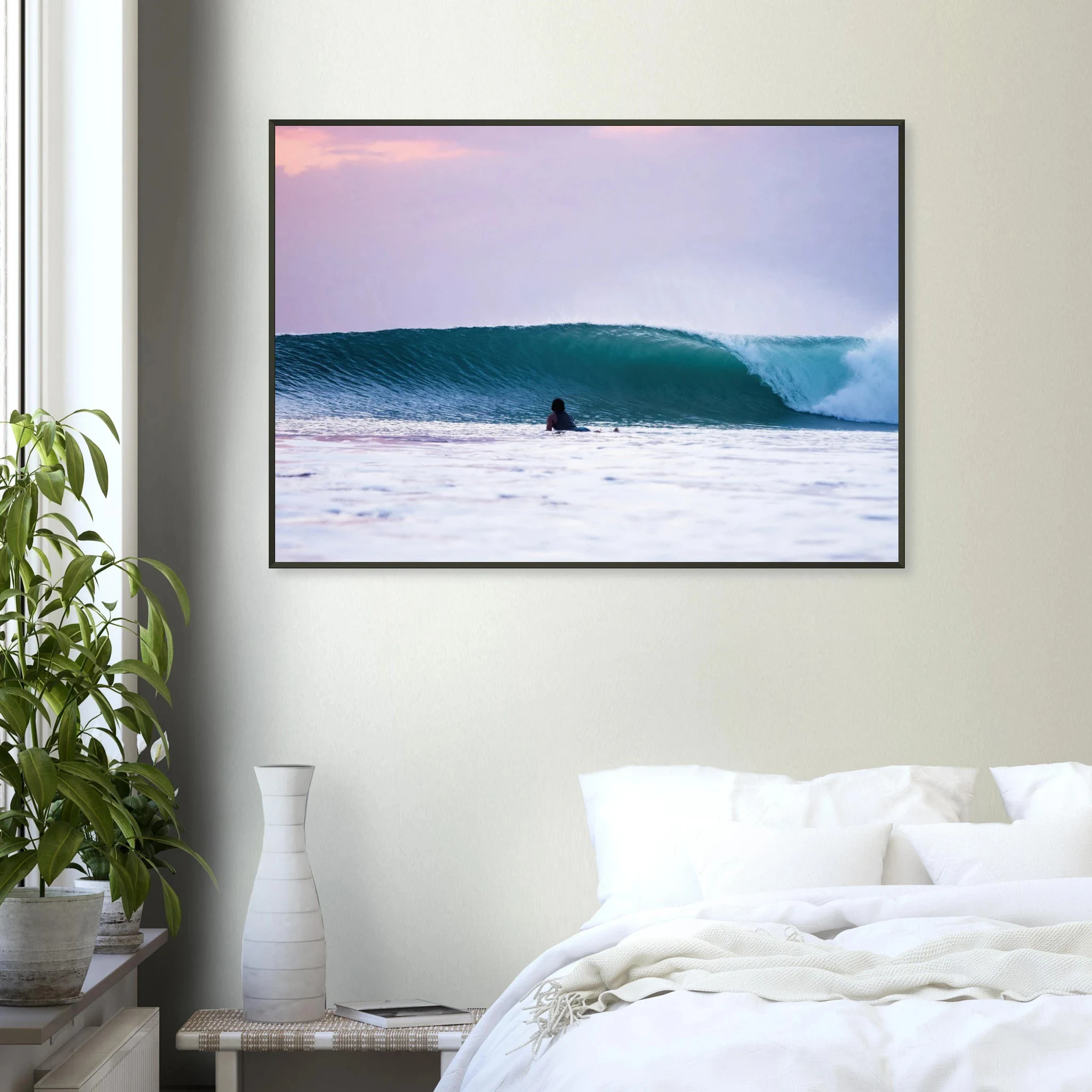 Kuta Beach, Bali (Indonesien) – Belebter Beachbreak im Süden Balis, klassischer Einsteiger-Spot mit weichen Wellen. Poster im Metallrahmen.