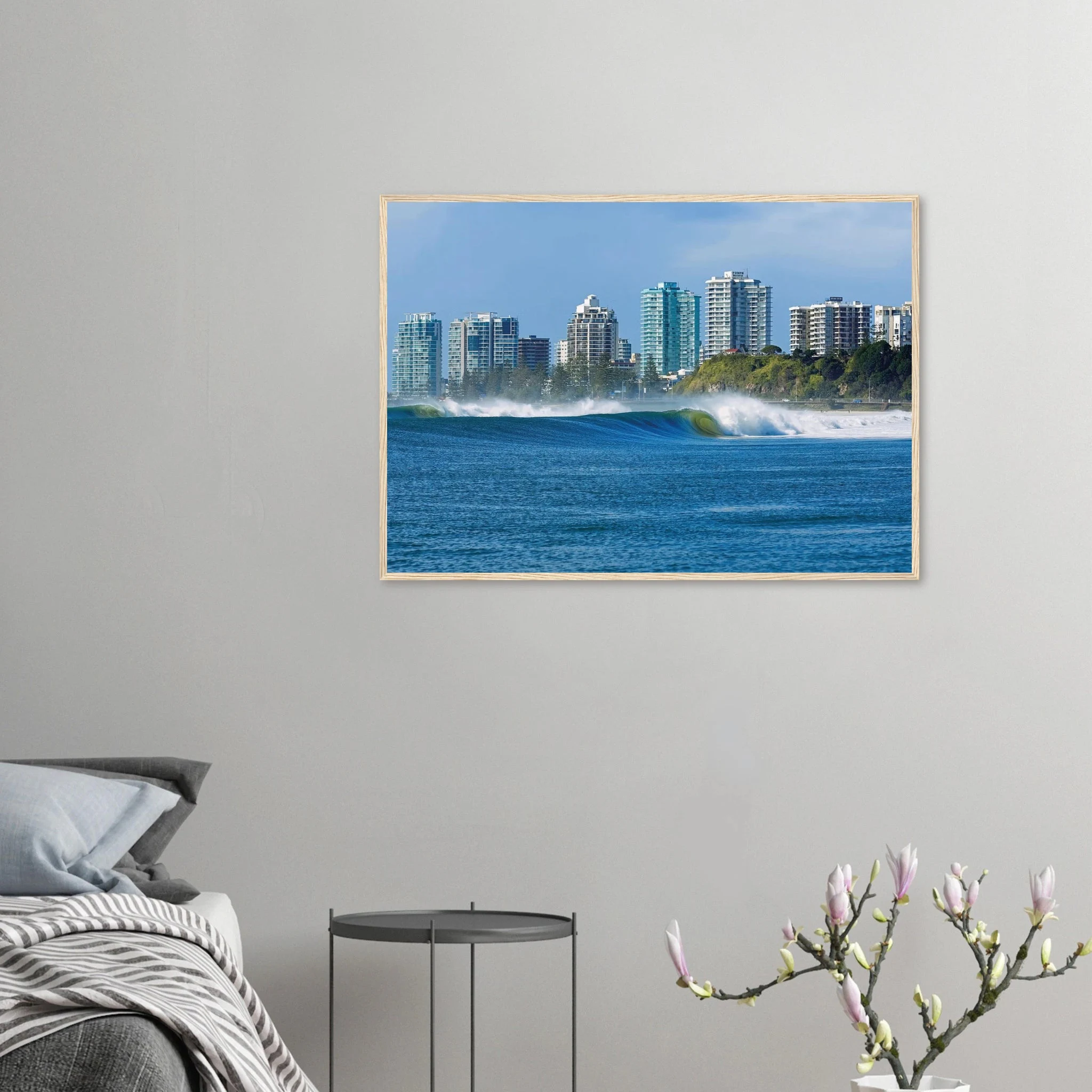 Gold Coast, Australien – Queensland-Küste mit Superbank Pointbreaks wie Snapper Rocks und Kirra. Poster im Holzrahmen.