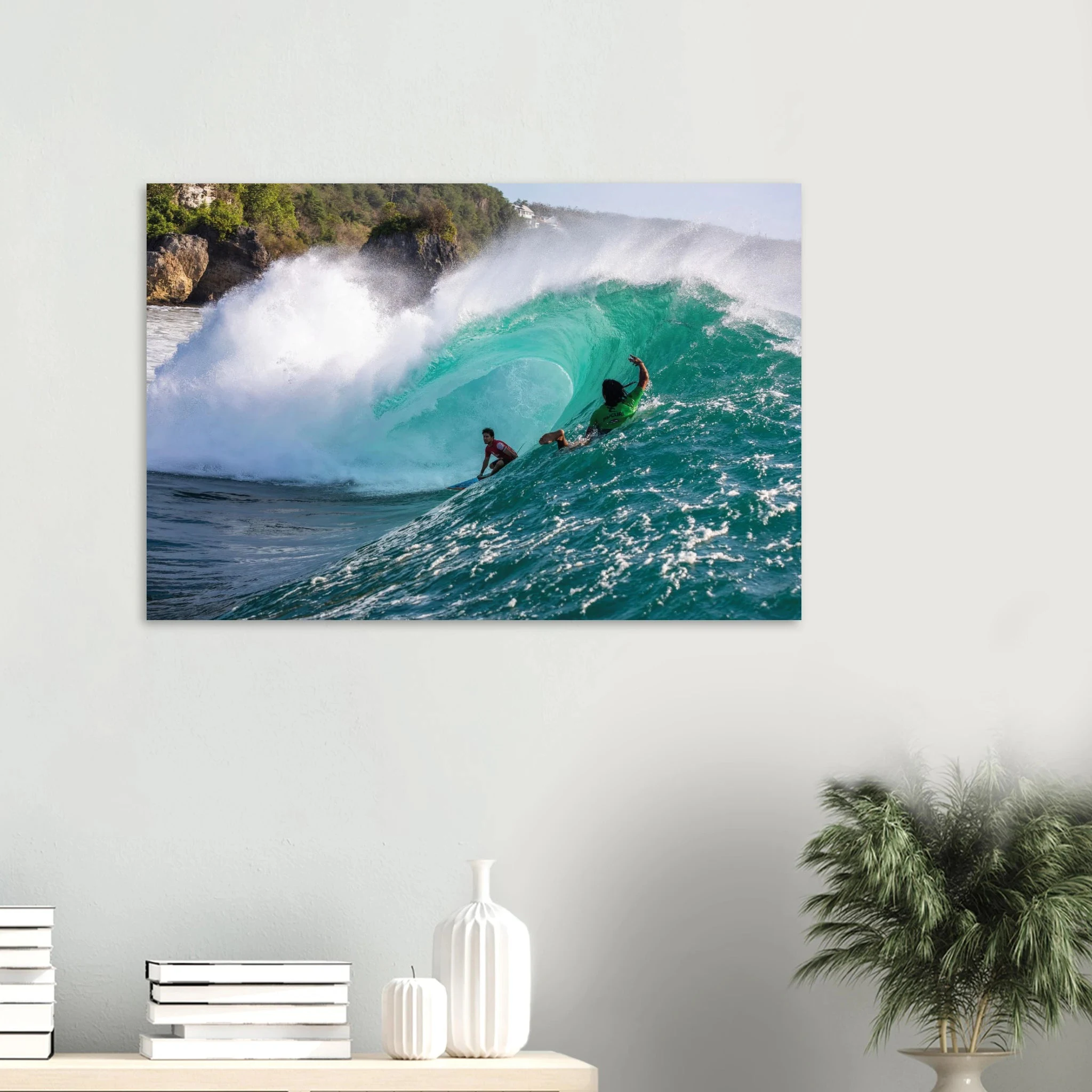 Padang Padang, Bali (Indonesien) – Linker Reefbreak auf der Bukit-Halbinsel, bekannt als balinesisches Pipeline-Pendant. Kunstdruck auf Alu-Dibond.