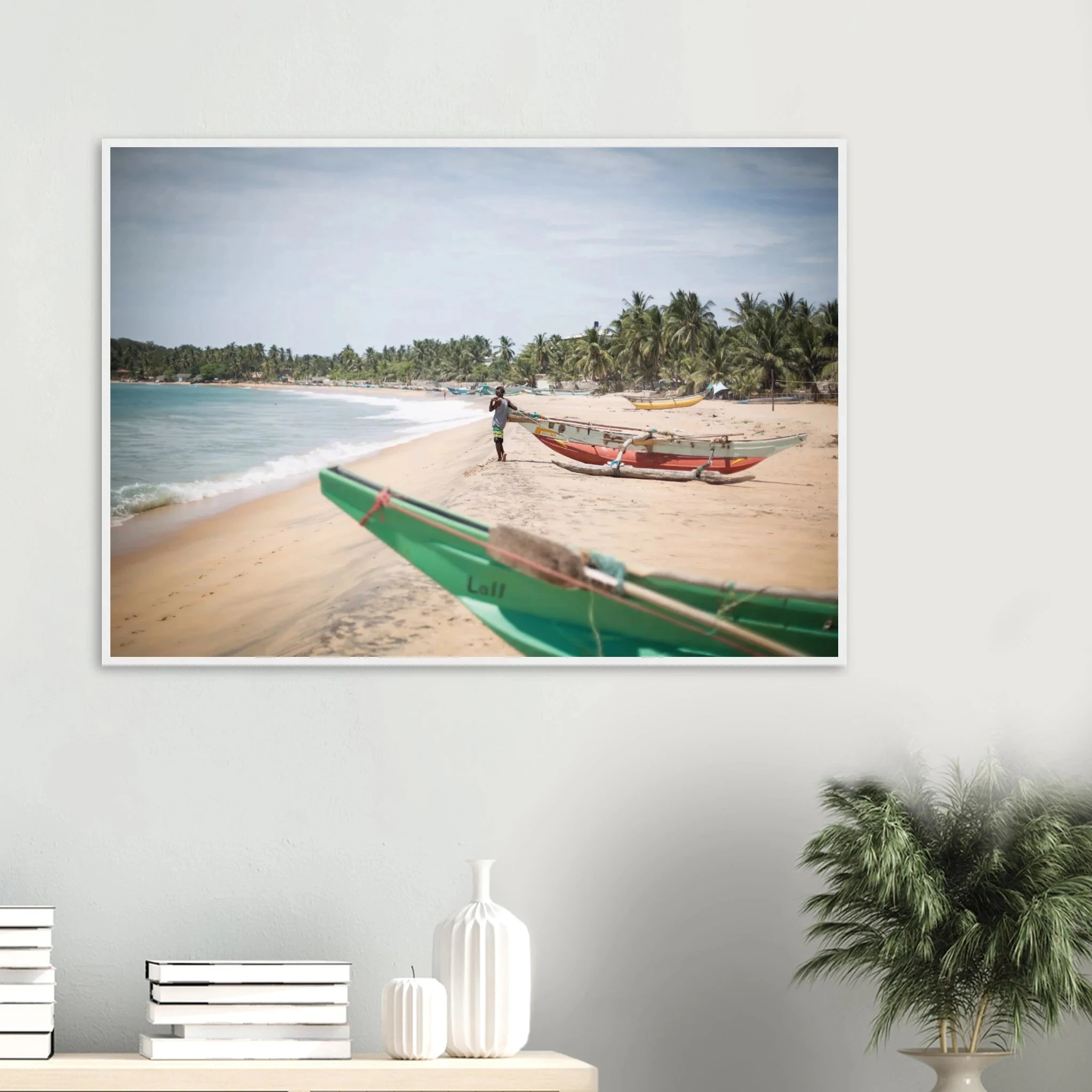 Arugam Bay, Sri Lanka – Rechter Pointbreak an der Ostküste Sri Lankas mit langer Saison von Mai bis September. Poster im Holzrahmen.