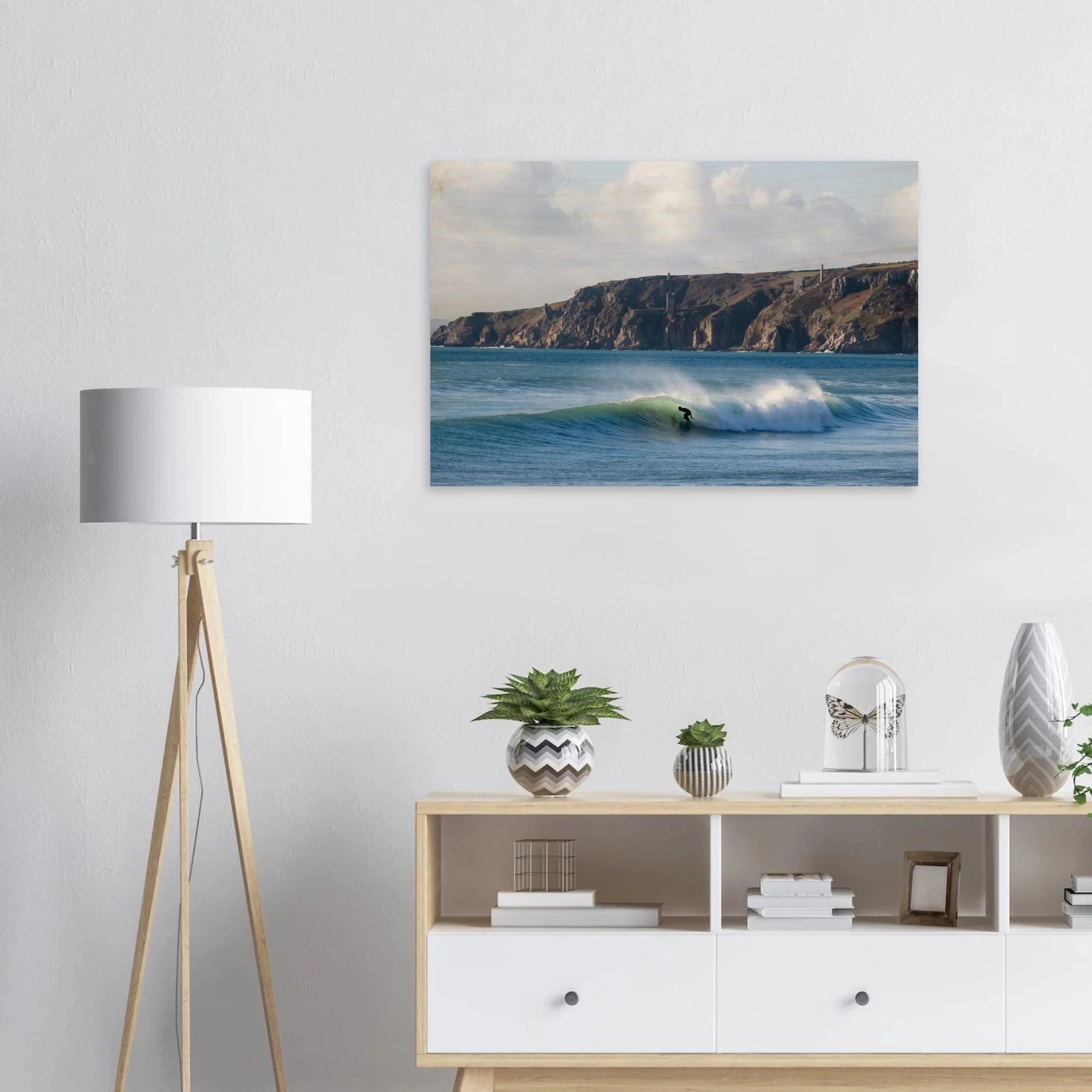 Newquay, England – Surfhauptstadt Cornwalls mit Fistral Beach und britischer Boardriders-Tradition. Kunstdruck auf Holz.