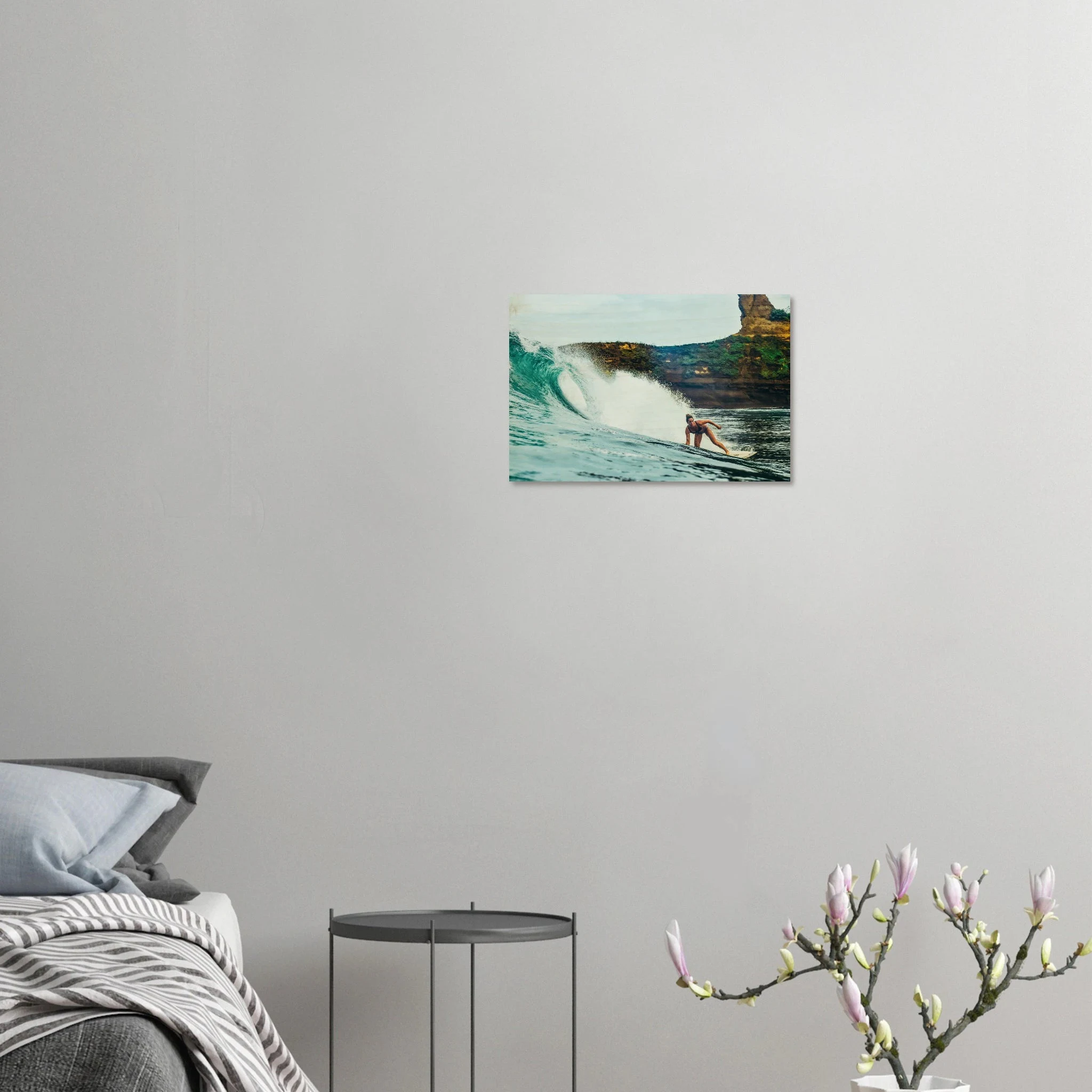 Montañita, Ecuador – Pazifik-Surferdorf an der Ruta del Sol mit rechtem Pointbreak und Backpacker-Szene. Kunstdruck auf Holz.