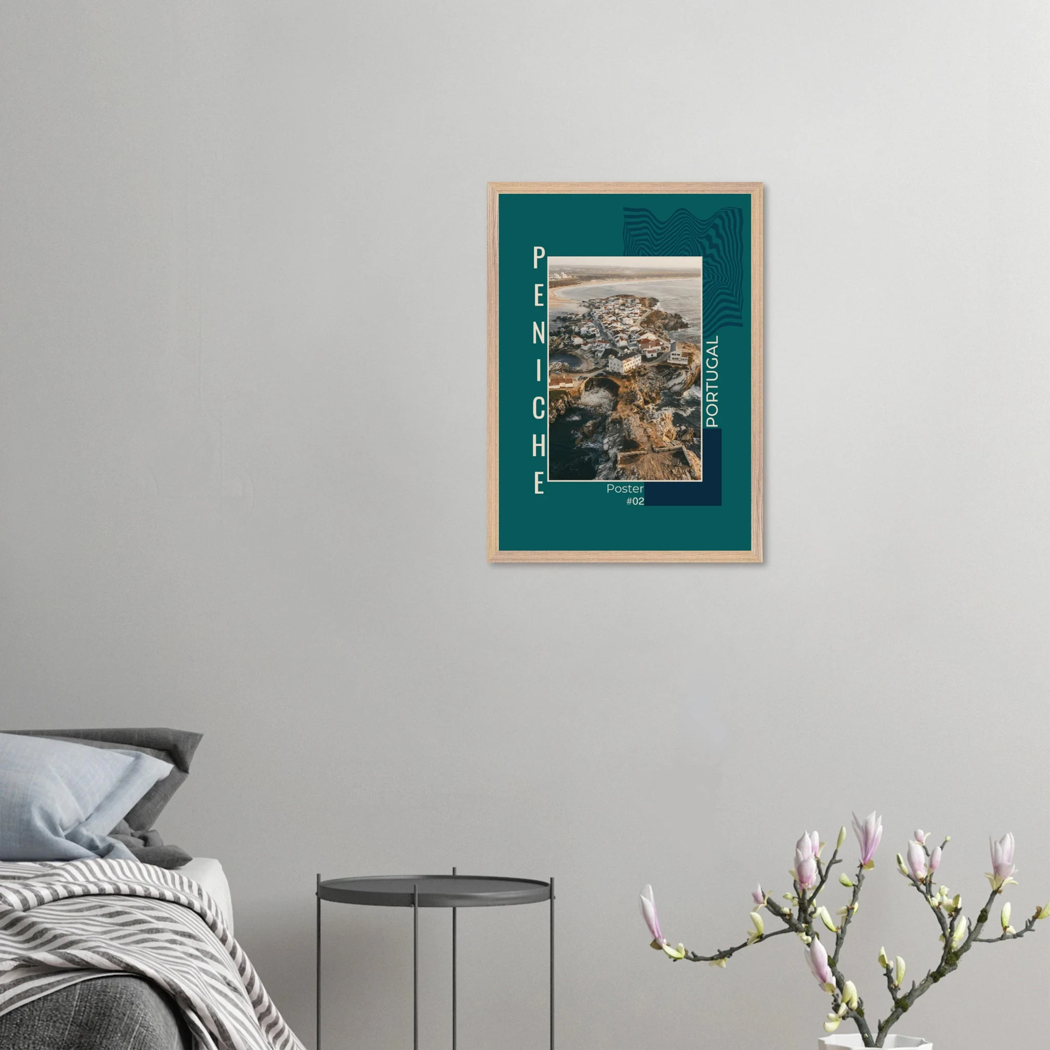 Peniche, Portugal – Halbinsel mit Supertubos-Beachbreak, Austragungsort der WSL Meo Rip Curl Pro Portugal. Poster im Galerie-Holzrahmen.