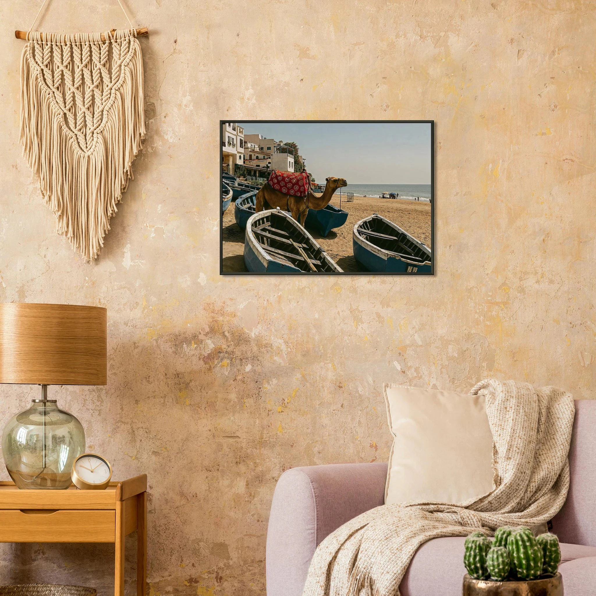 Taghazout, Marokko – Marokkanisches Surferdorf nördlich von Agadir mit Pointbreaks wie Anchor Point und Killer Point. Poster im Metallrahmen.