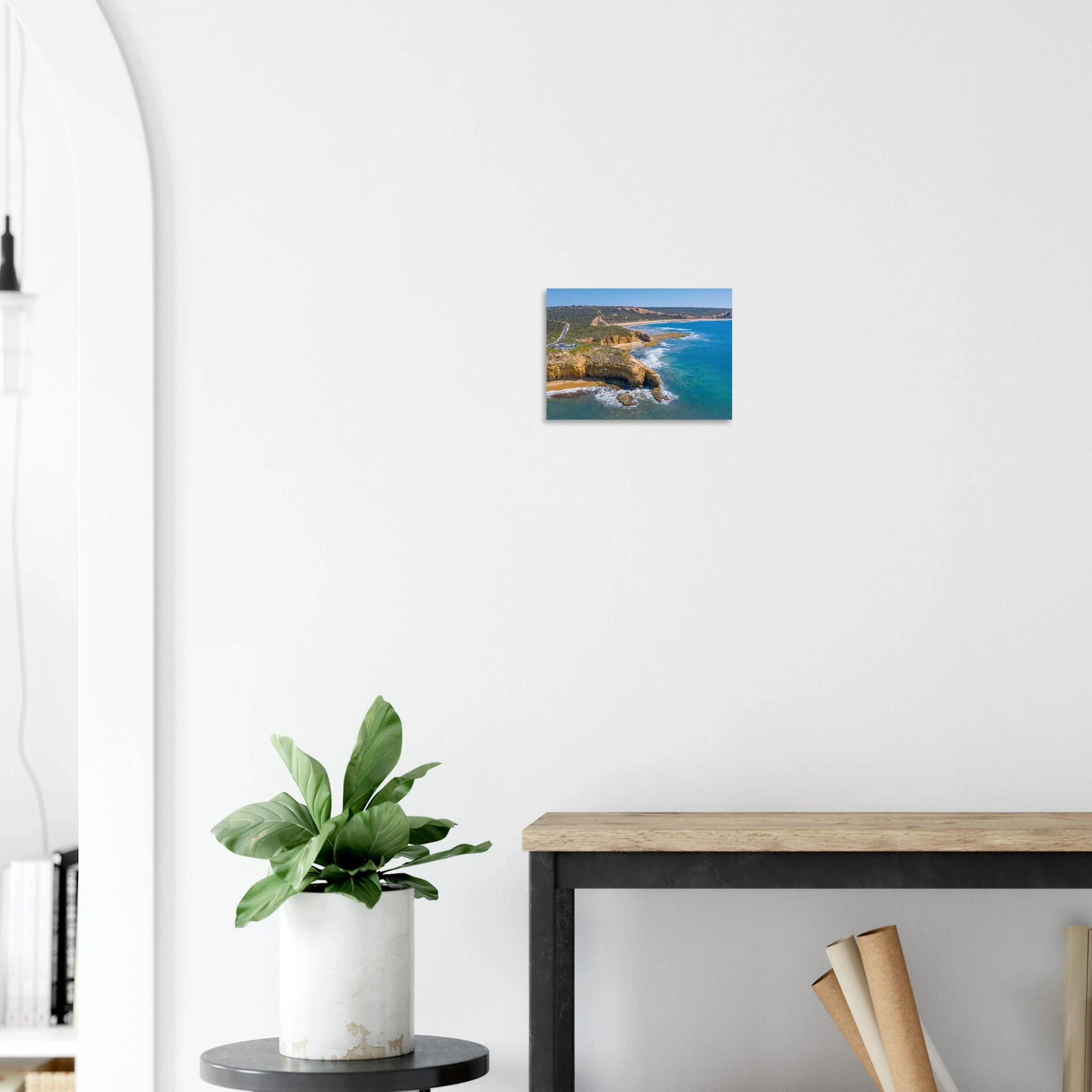 Torquay, Australien – Heimat der Bells Beach und Sitz der Surfmarken Rip Curl und Quiksilver in Victoria. Poster.