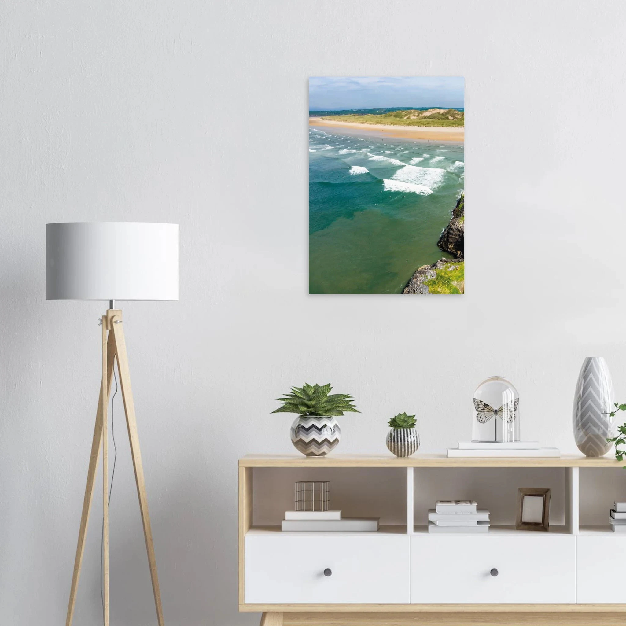 Bundoran, Irland – Atlantik-Surfspot in der Grafschaft Donegal mit Reefbreak The Peak und kaltem Wasser. Kunstdruck auf Alu-Dibond.
