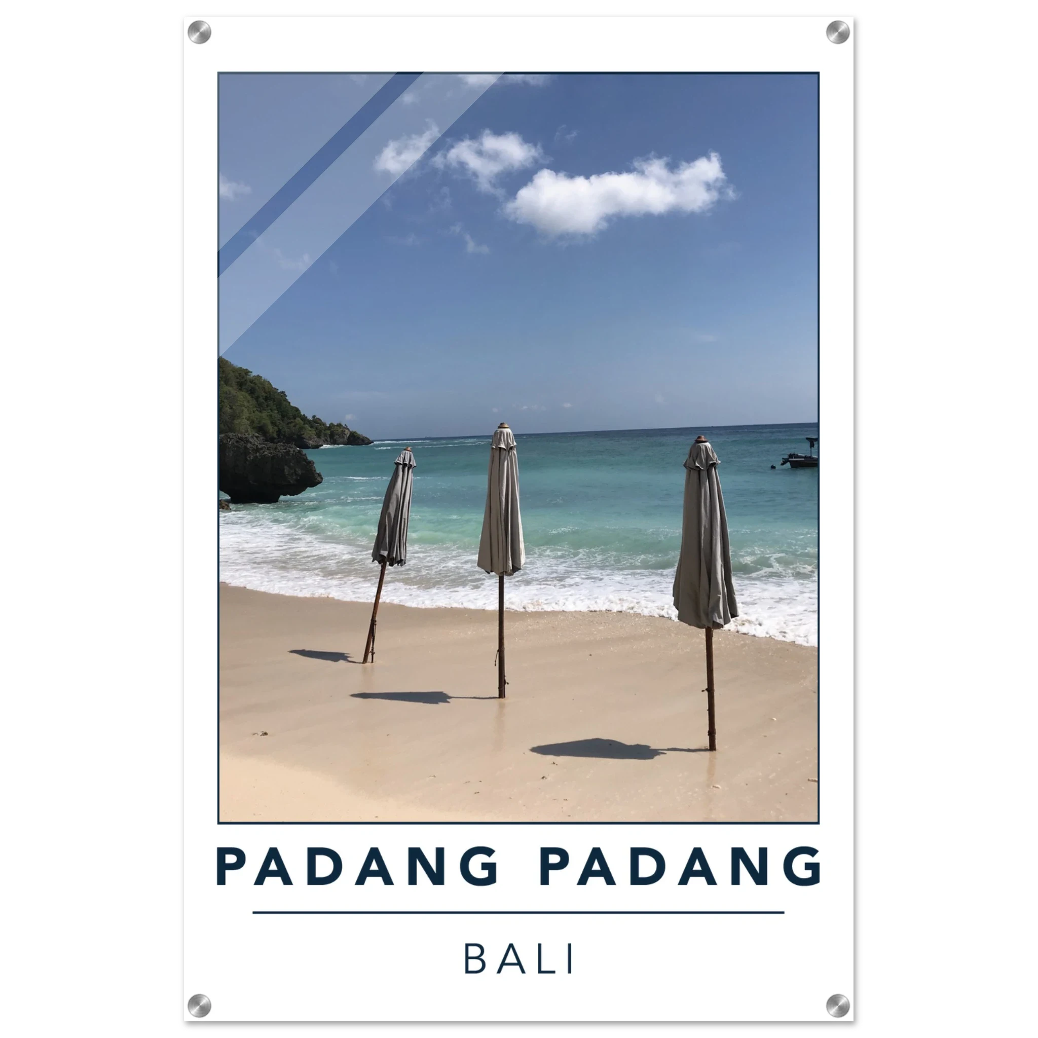 Padang Padang, Bali (Indonesien) – Linker Reefbreak auf der Bukit-Halbinsel, bekannt als balinesisches Pipeline-Pendant. Kunstdruck auf Acrylglas.