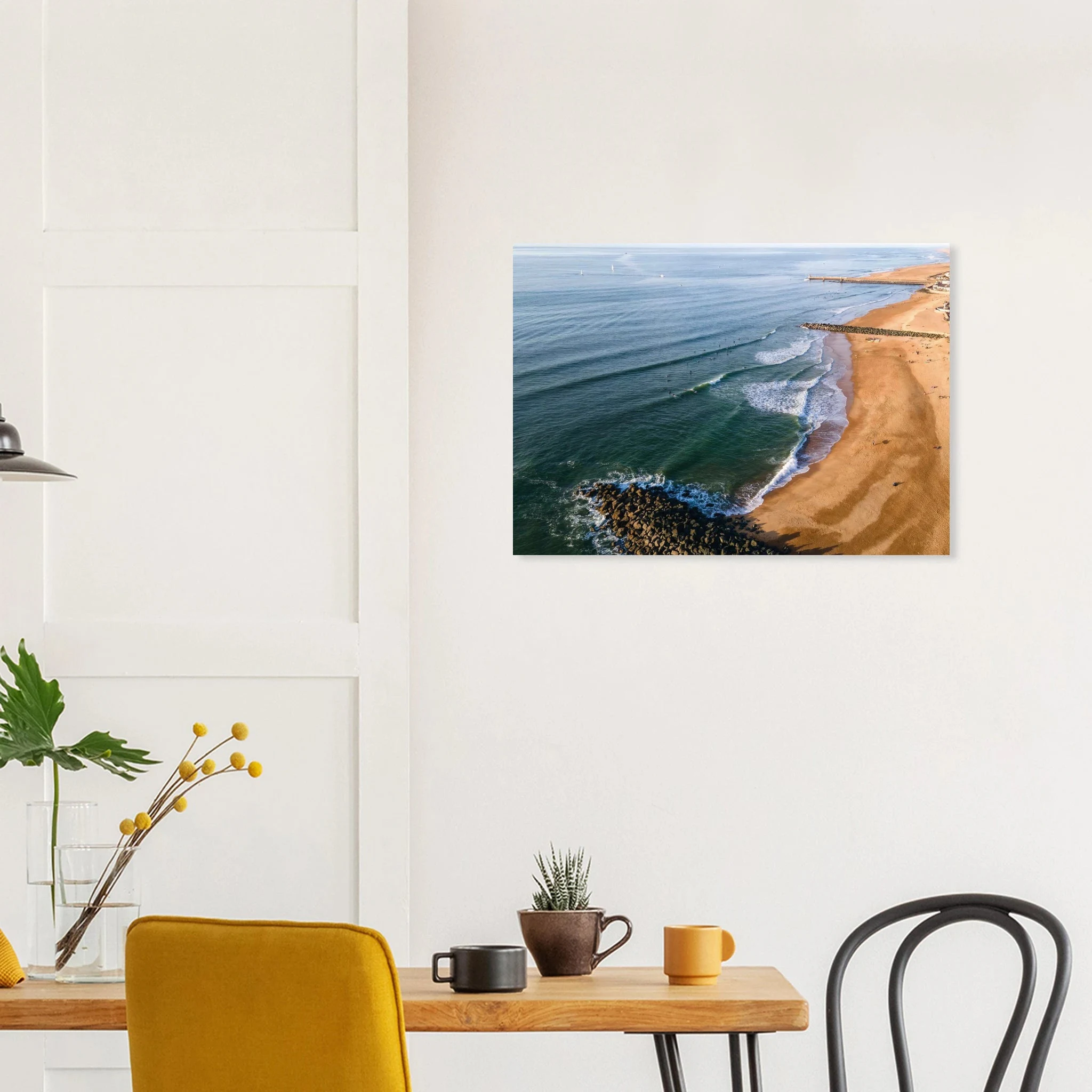 Capbreton, Frankreich – Hafenstadt an der französischen Atlantikküste mit Gouf-Canyon vor der Küste und kräftigen Beachbreaks. Kunstdruck auf Alu-Dibond.