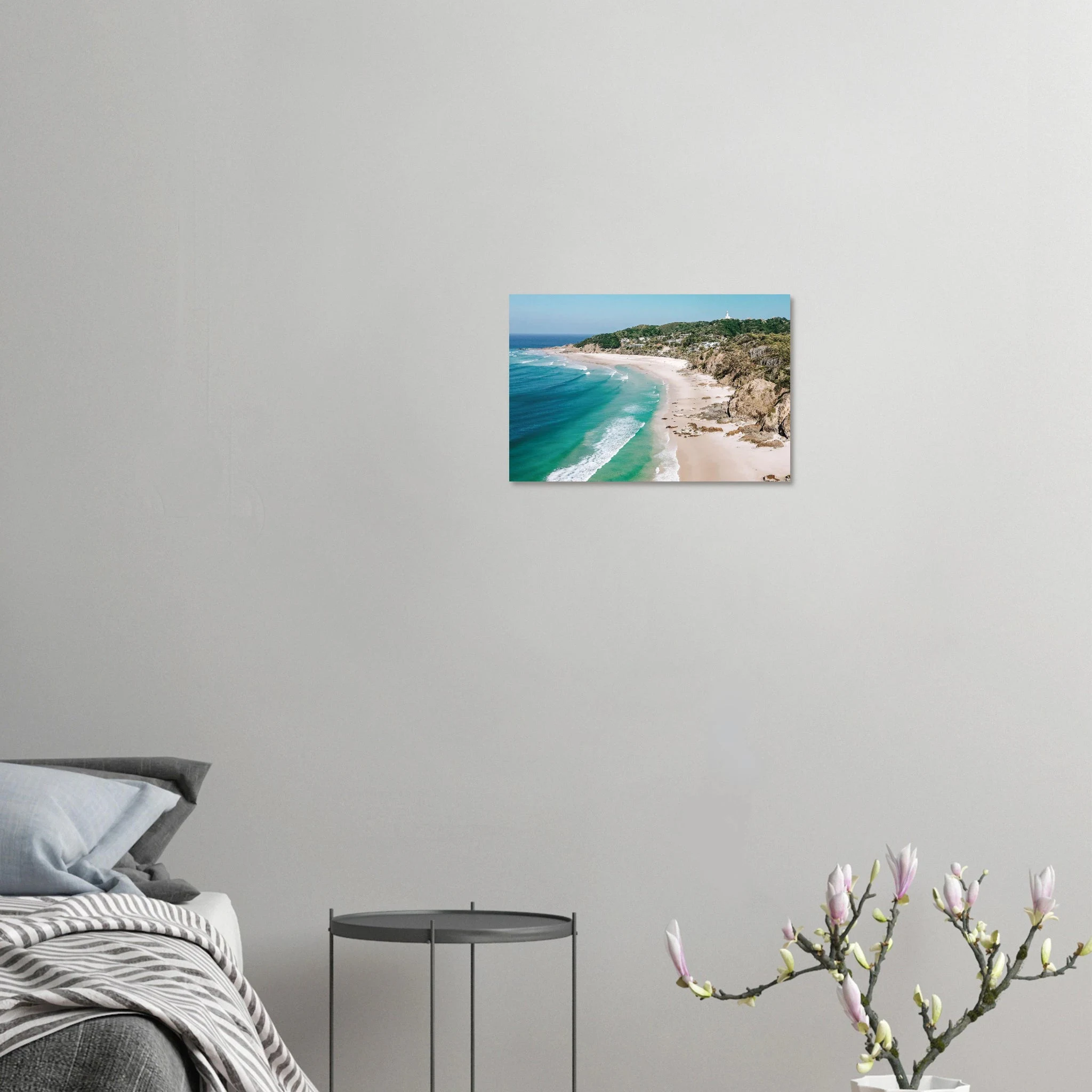 Byron Bay, Australien – Östlichster Punkt Australiens mit langen Pointbreaks und entspanntem Longboard-Flair. Poster.