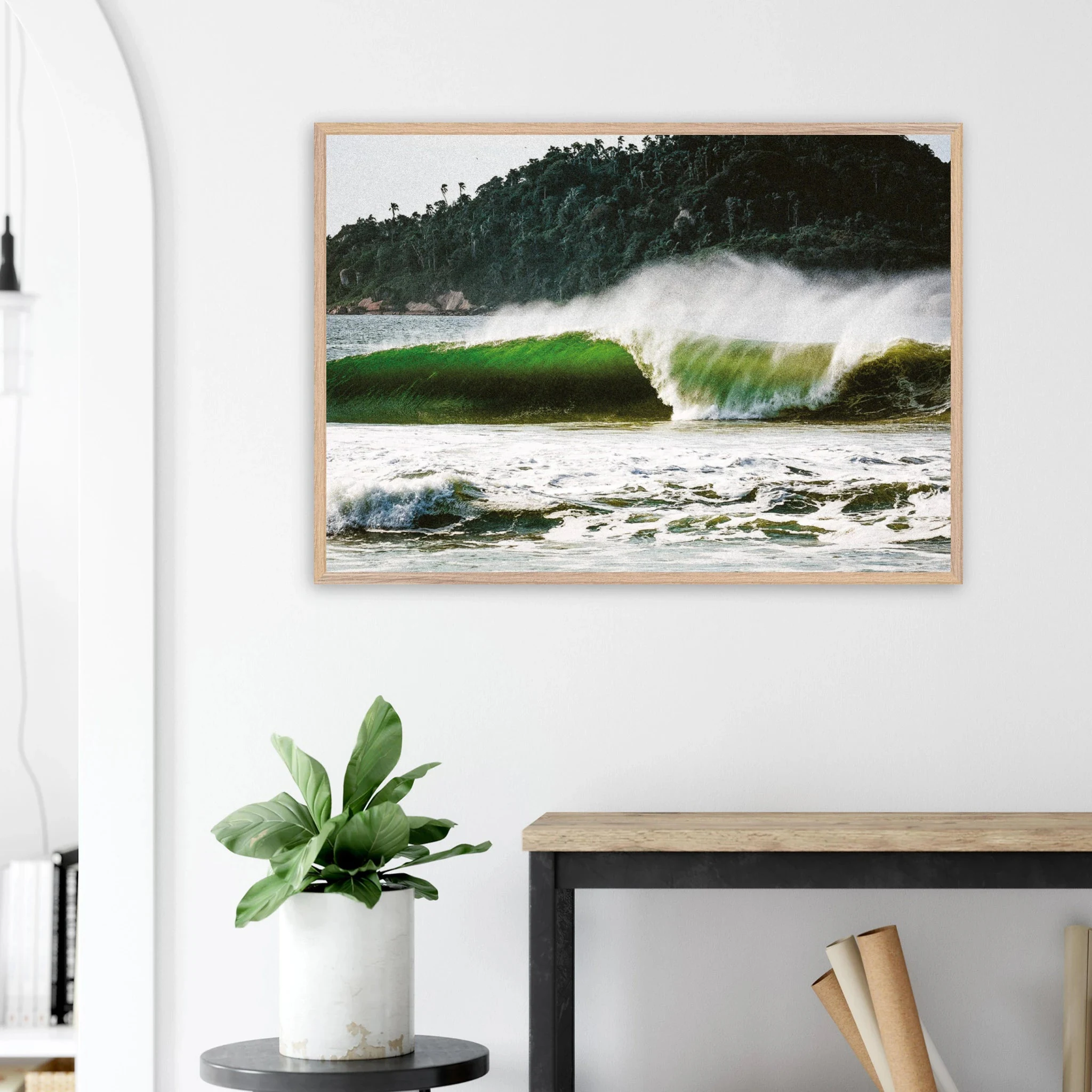 Florianópolis, Brasilien – Insel in Santa Catarina mit über 40 Stränden und Heimspot brasilianischer Pro-Surfer. Poster im Galerie-Holzrahmen.