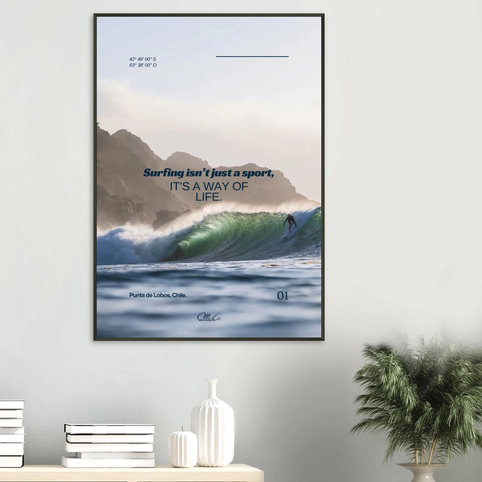 Punta de Lobos, Chile – Linker Pointbreak bei Pichilemu mit charakteristischen Felsnadeln Los Morros. Poster im Metallrahmen.