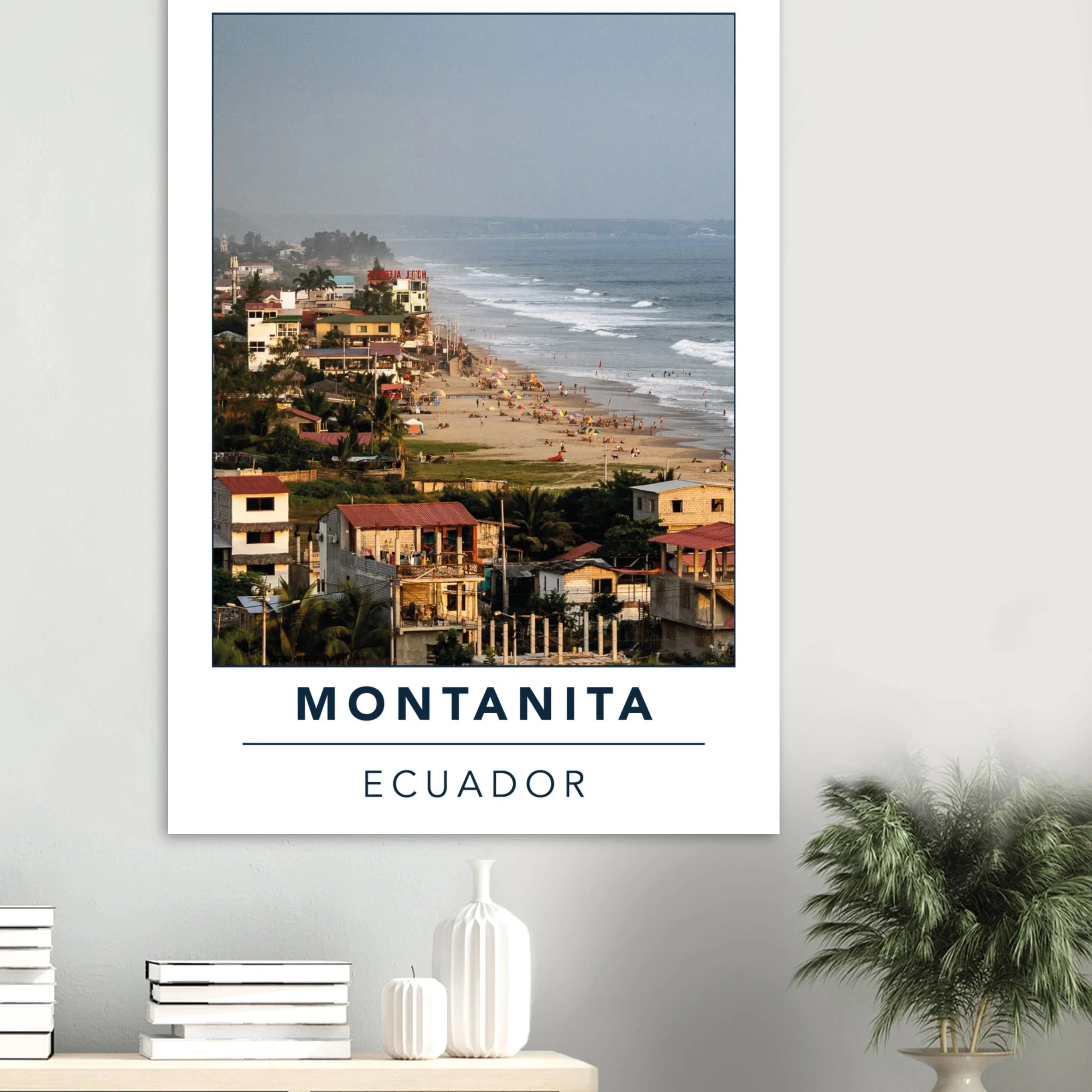 Montañita, Ecuador – Pazifik-Surferdorf an der Ruta del Sol mit rechtem Pointbreak und Backpacker-Szene. Poster.