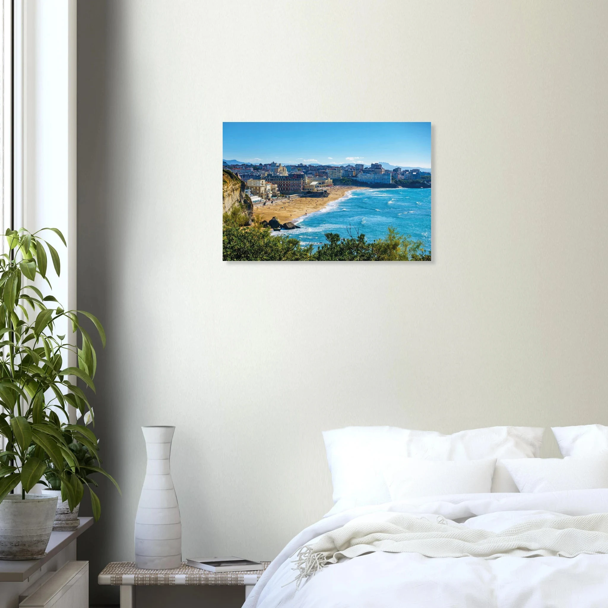 Biarritz, Frankreich – Mondäner Surfort am baskischen Atlantik, Wiege des europäischen Wellenreitens seit den 1950er-Jahren. Poster.