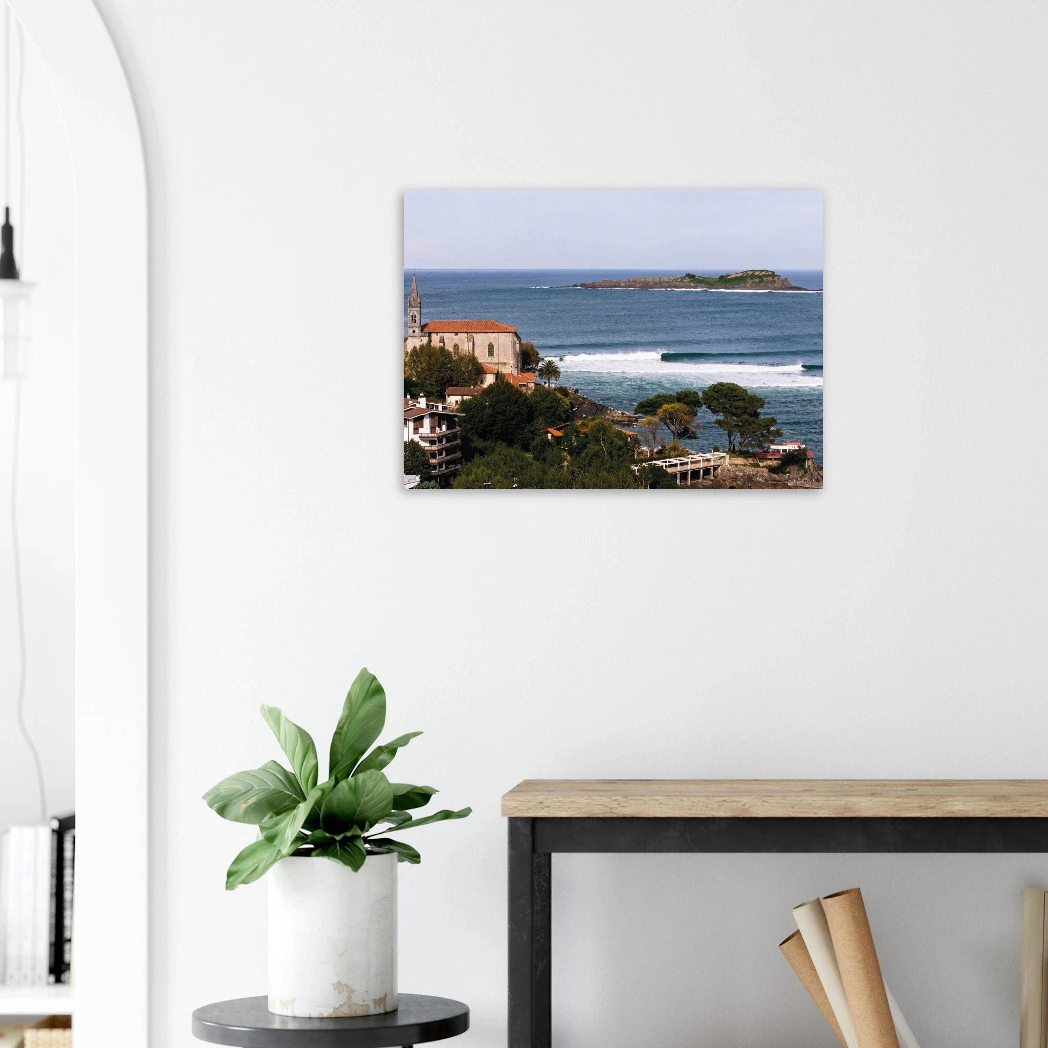 Mundaka, Spanien – Linke Flussmündungswelle im Baskenland, eine der längsten Barrels Europas. Kunstdruck auf Alu-Dibond.