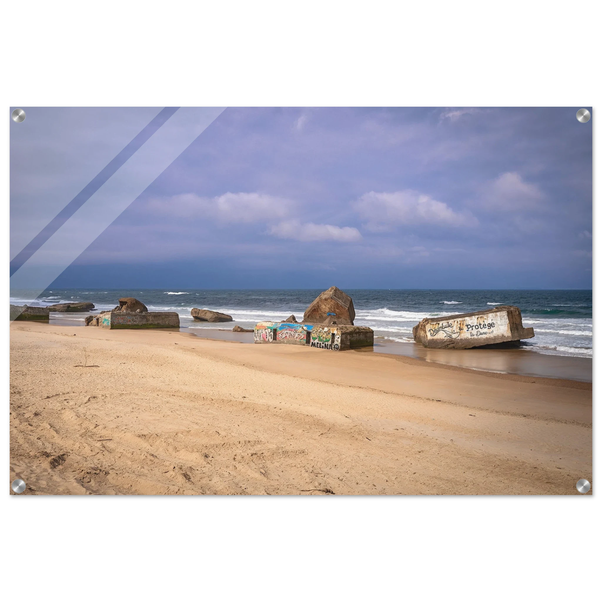 Capbreton, Frankreich – Hafenstadt an der französischen Atlantikküste mit Gouf-Canyon vor der Küste und kräftigen Beachbreaks. Kunstdruck auf Acrylglas.
