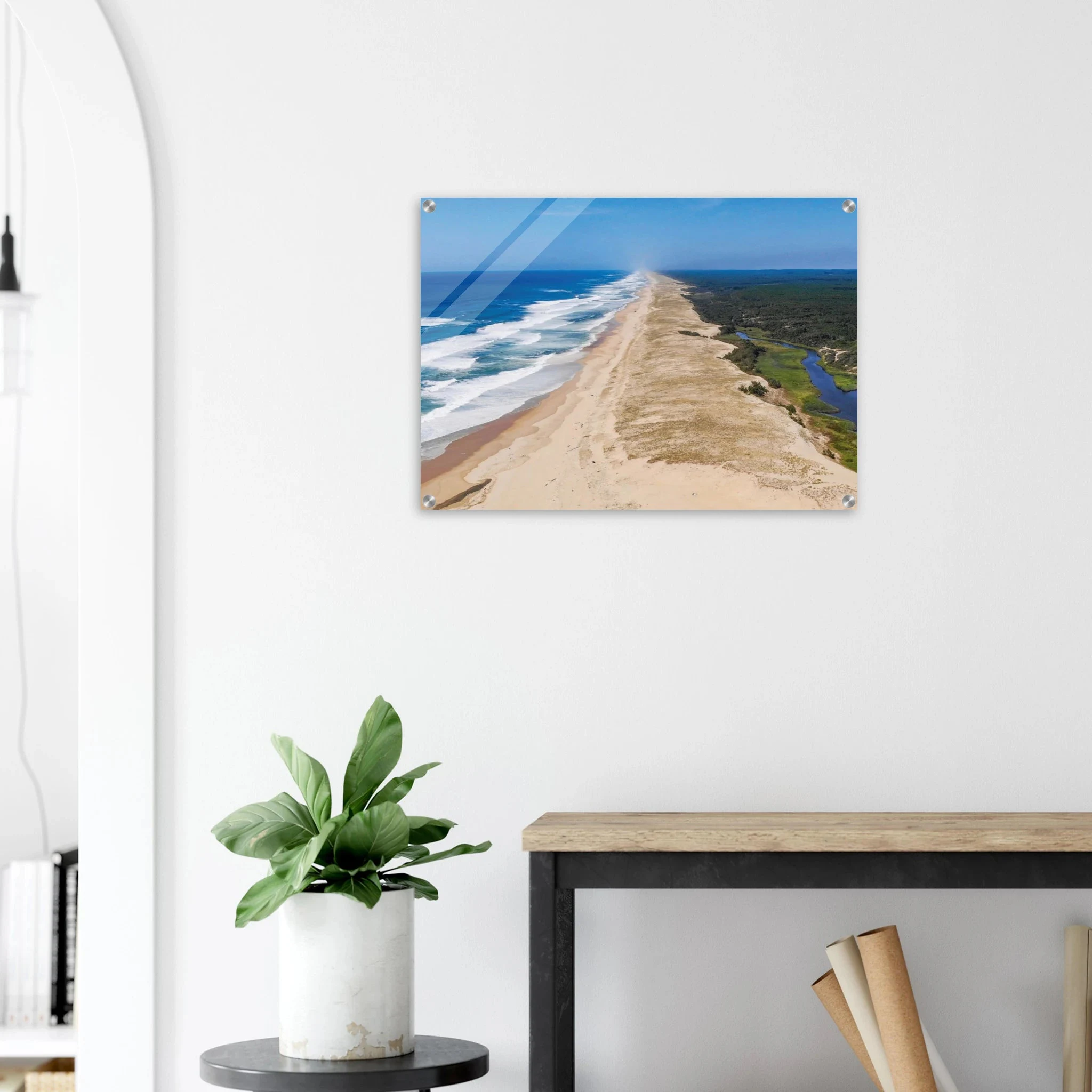 Moliets-et-Maa, Frankreich – Ruhiger Pinienwald-Strand in den Landes mit beständigem Atlantik-Swell für alle Levels. Kunstdruck auf Acrylglas.