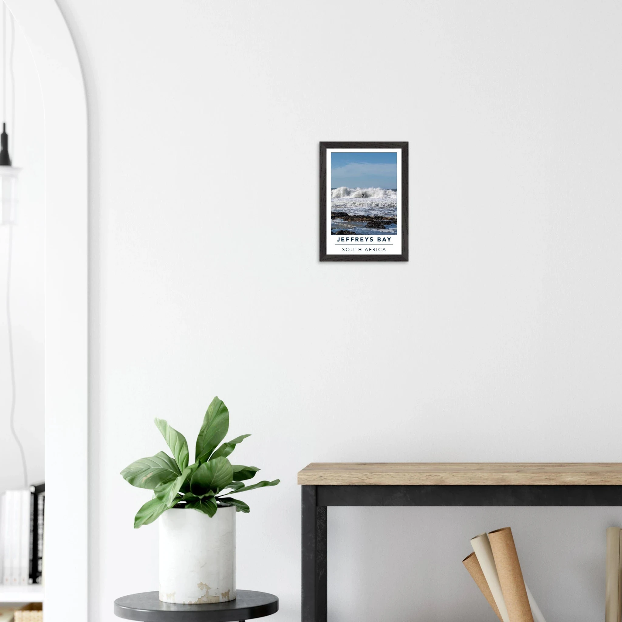 Jeffreys Bay, Südafrika – Supertubes-Pointbreak am Indischen Ozean, Austragungsort der WSL Corona Open J-Bay. Poster im Galerie-Holzrahmen.