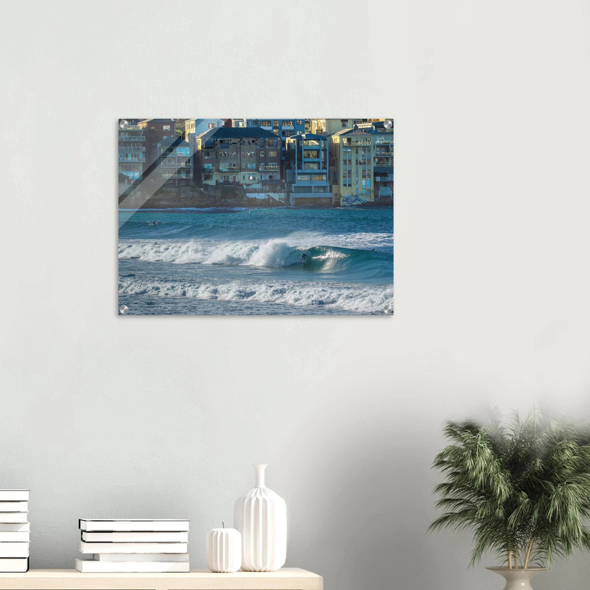 Bondi Beach, Australien – Ikonischer Stadtstrand im Osten Sydneys mit klassischem Beachbreak und Surfkultur-Geschichte. Kunstdruck auf Acrylglas.
