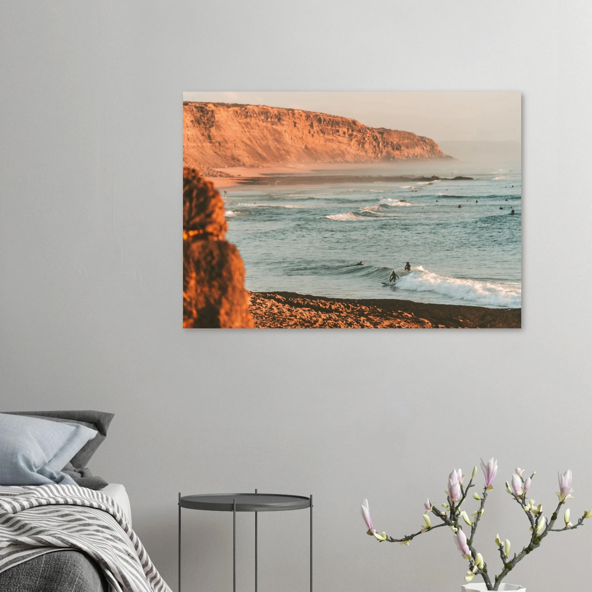 Ericeira, Portugal – World Surfing Reserve nördlich von Lissabon mit Reefbreaks wie Coxos und Ribeira d'Ilhas. Poster.