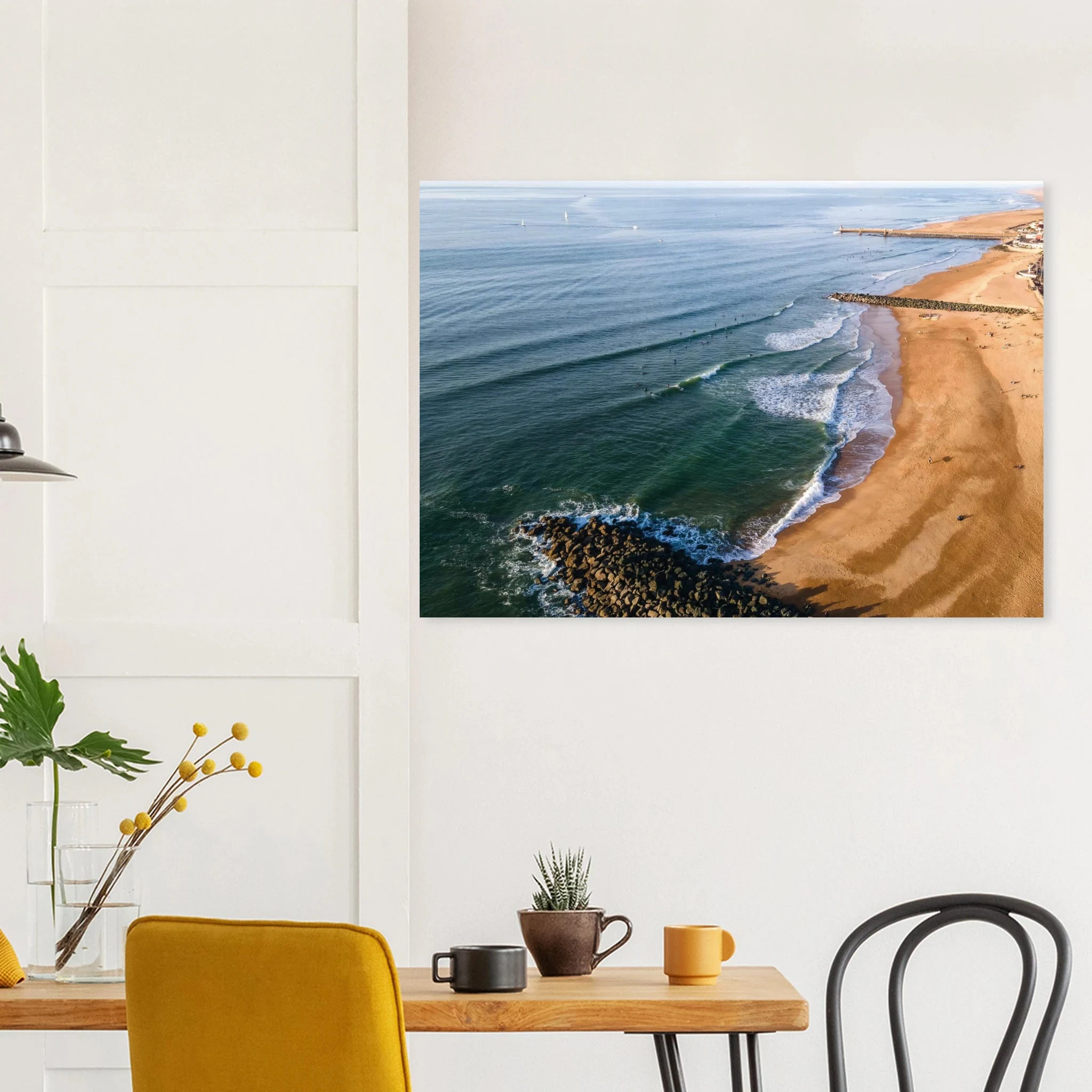 Capbreton, Frankreich – Hafenstadt an der französischen Atlantikküste mit Gouf-Canyon vor der Küste und kräftigen Beachbreaks. Kunstdruck auf Alu-Dibond.