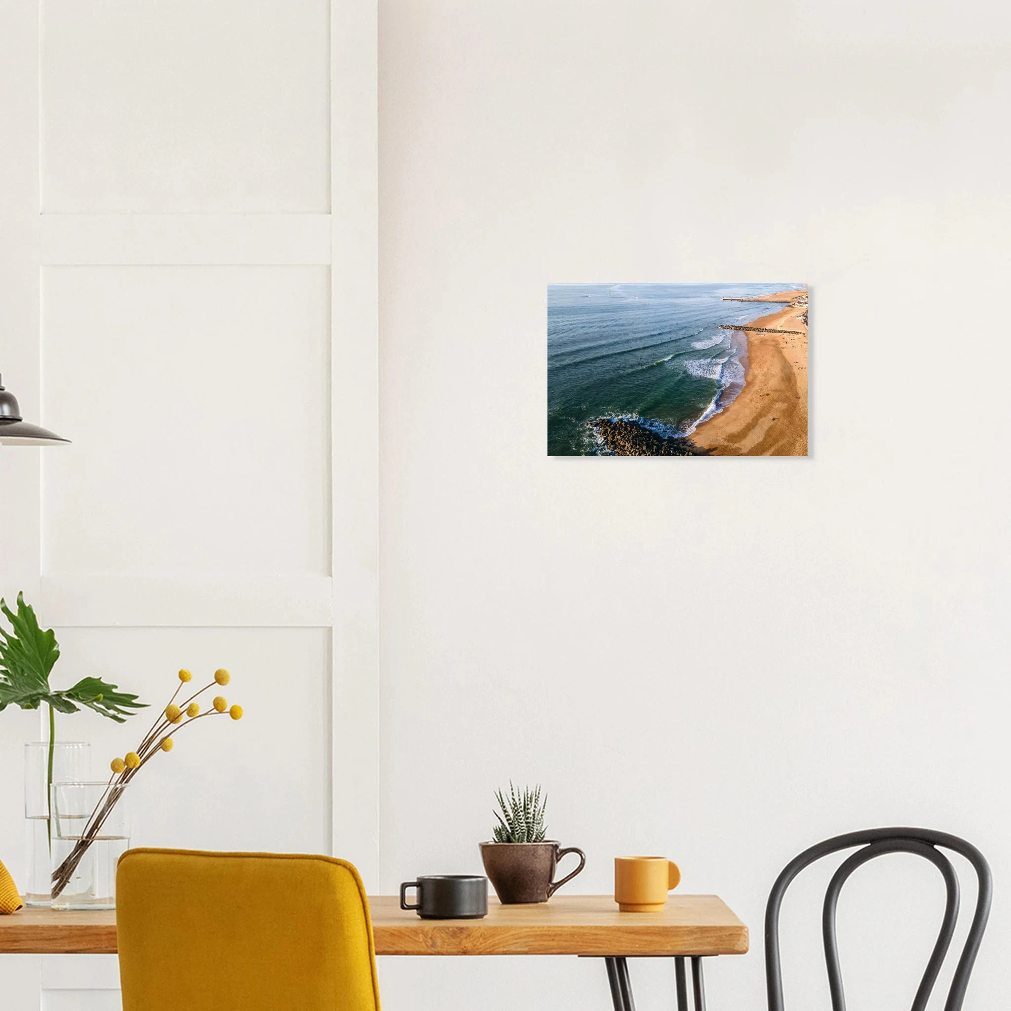 Capbreton, Frankreich – Hafenstadt an der französischen Atlantikküste mit Gouf-Canyon vor der Küste und kräftigen Beachbreaks. Kunstdruck auf Alu-Dibond.