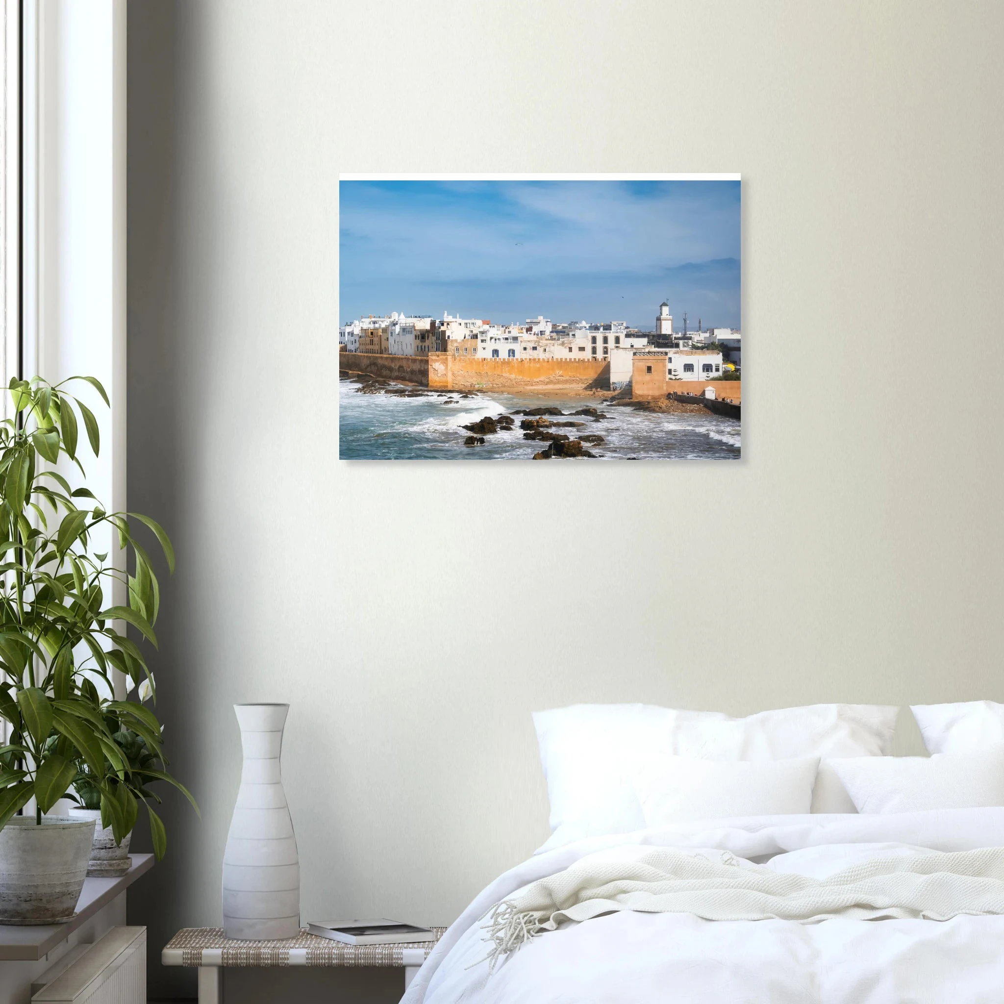 Essaouira, Marokko – Windumtoste Hafenstadt am Atlantik mit Medina-Kulisse und beständigen Wind- und Wellenbedingungen. Kunstdruck auf Alu-Dibond.