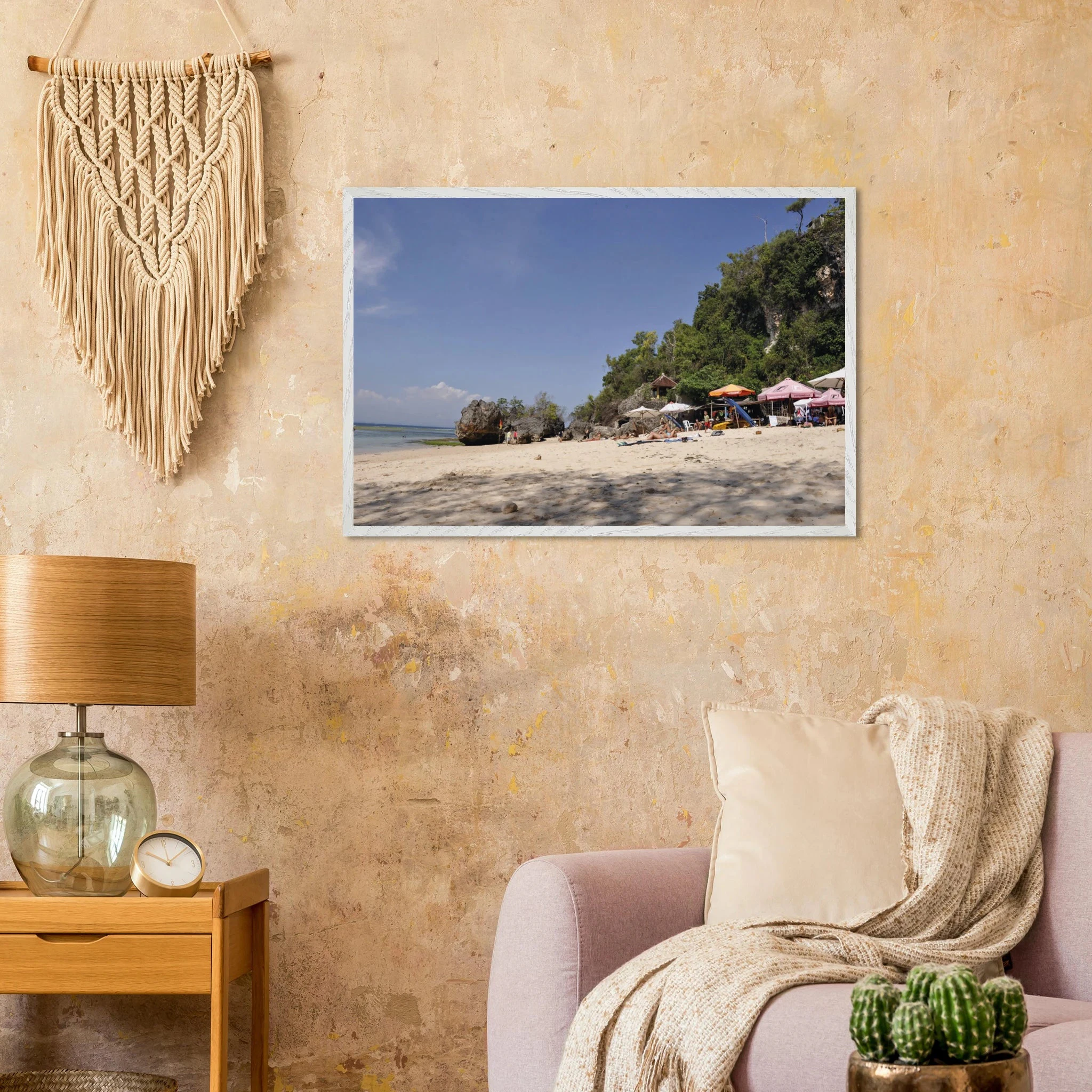 Padang Padang, Bali (Indonesien) – Linker Reefbreak auf der Bukit-Halbinsel, bekannt als balinesisches Pipeline-Pendant. Poster im Galerie-Holzrahmen.