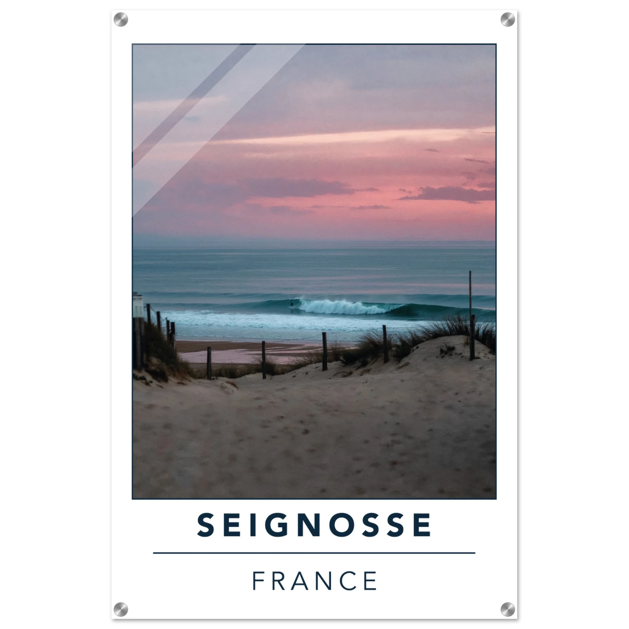 Seignosse, Frankreich – Dünenstrand in den Landes mit hohlen Beachbreaks und ausgeprägter Herbstsaison. Kunstdruck auf Acrylglas.