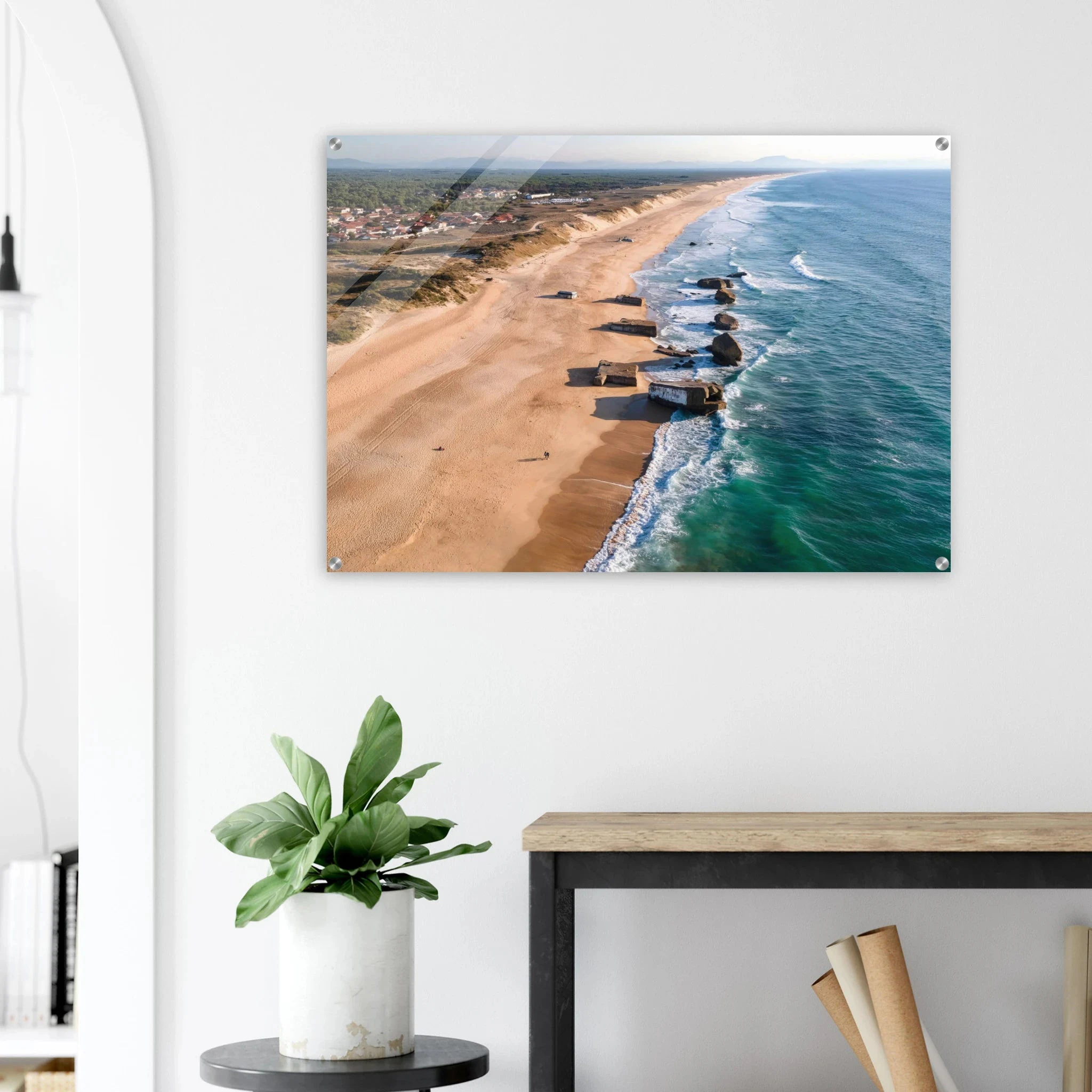 Capbreton, Frankreich – Hafenstadt an der französischen Atlantikküste mit Gouf-Canyon vor der Küste und kräftigen Beachbreaks. Kunstdruck auf Acrylglas.